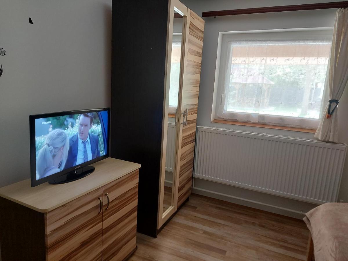 Potyka Apartman Тісафюред Екстер'єр фото